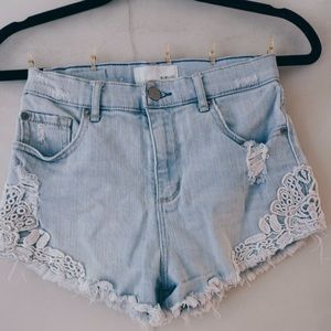 Garage denim lace shorts